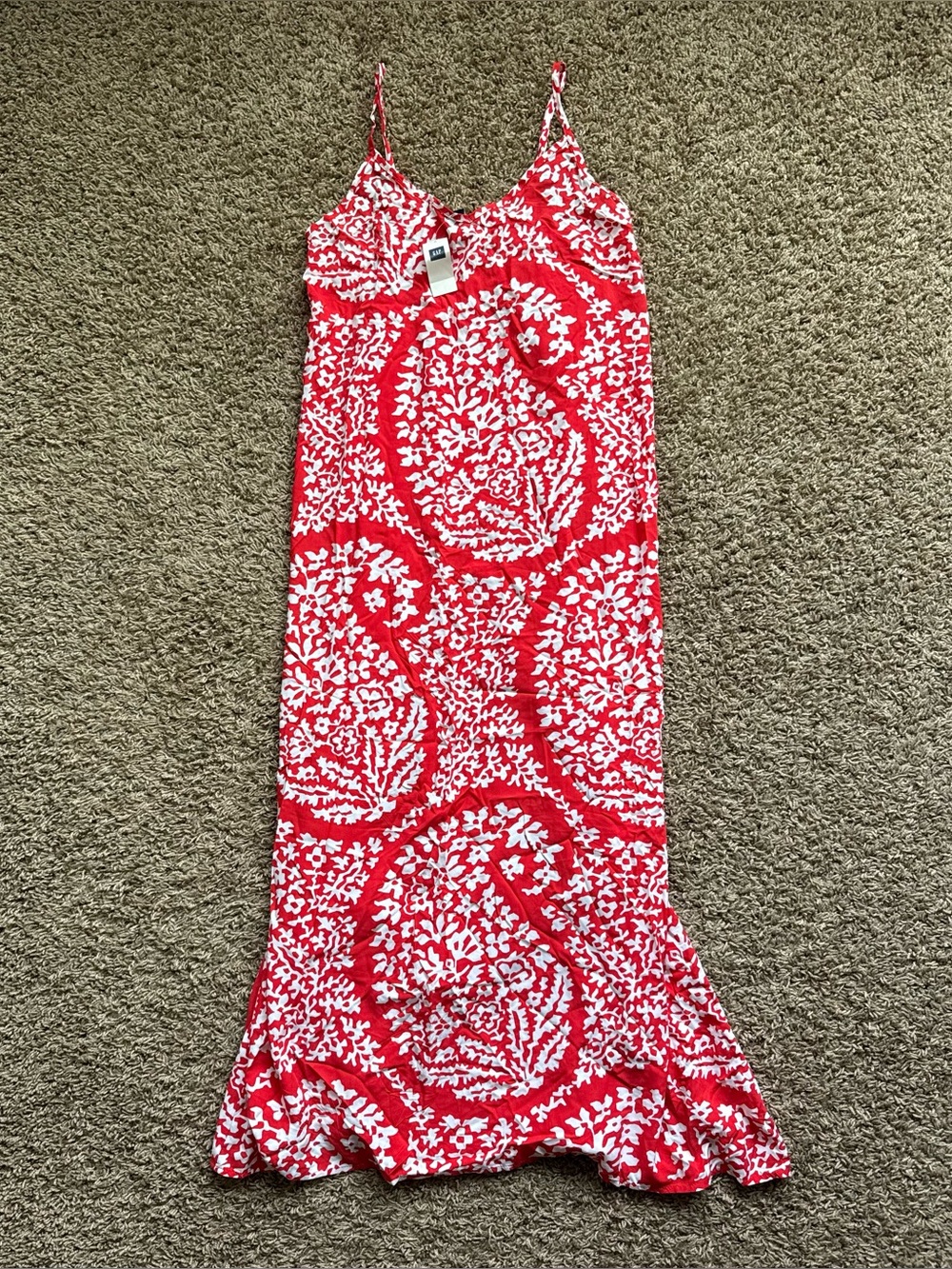 GAP NWT Women’s Red & White Patterned Dress Size Small